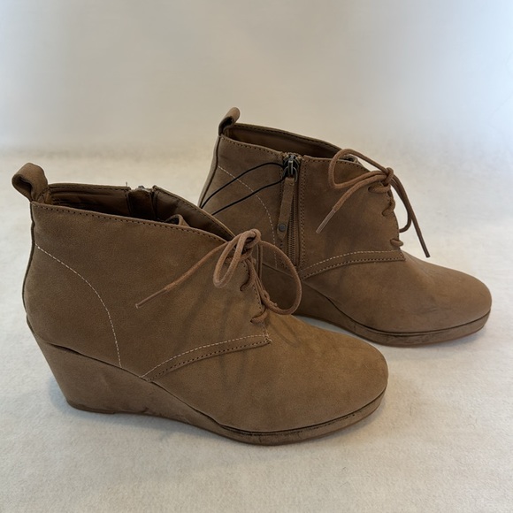 DV Dolce Vita Target Women's Taupe Booties Boots Lace Up Zipper Wedge Size 9.5 - Picture 5 of 13
